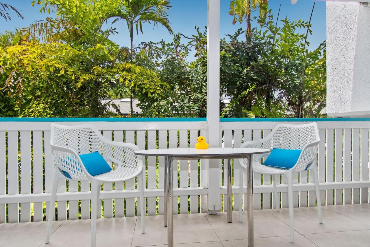 By The Sea Port Douglas Exterior foto