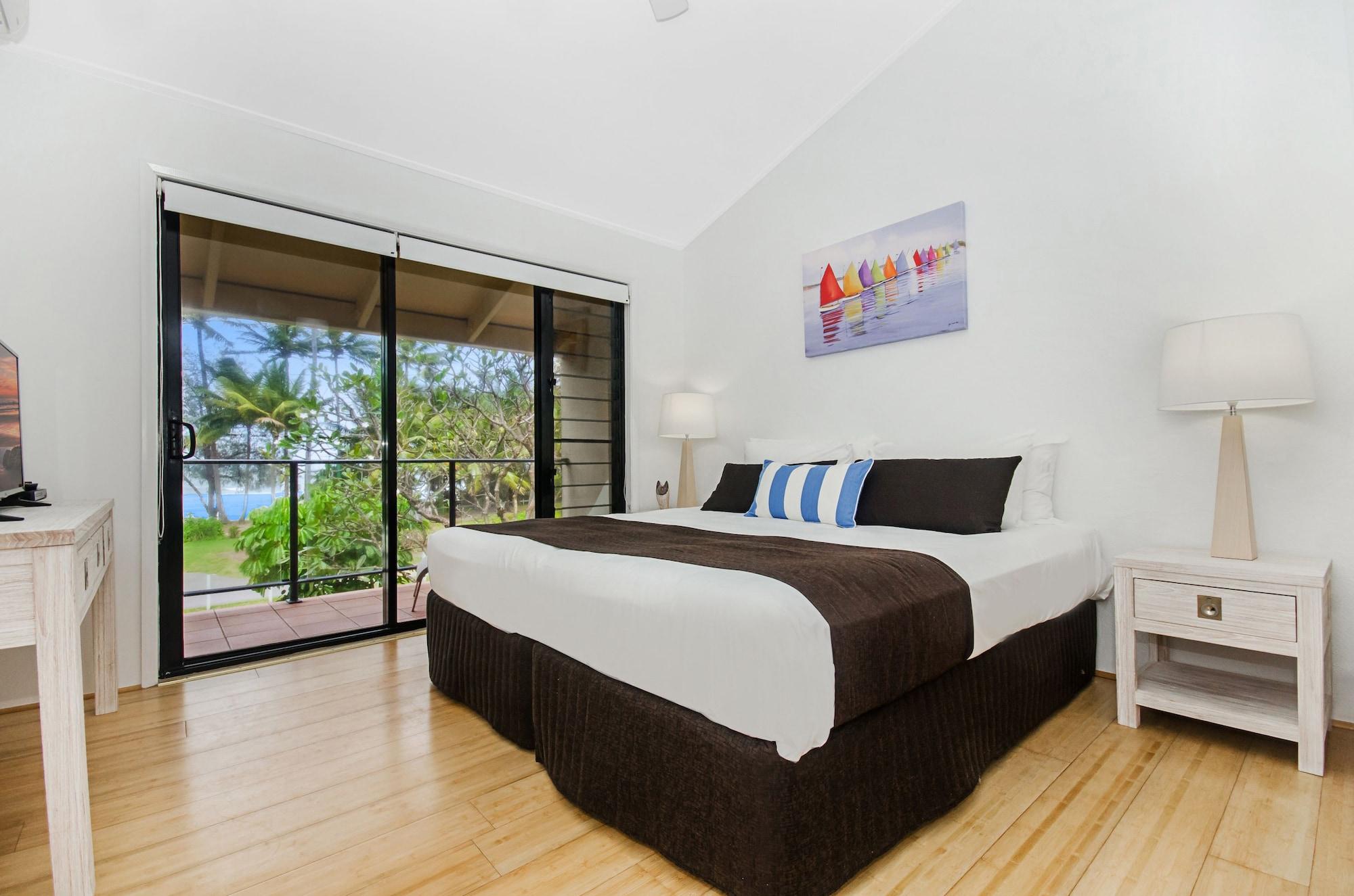 By The Sea Port Douglas Exterior foto