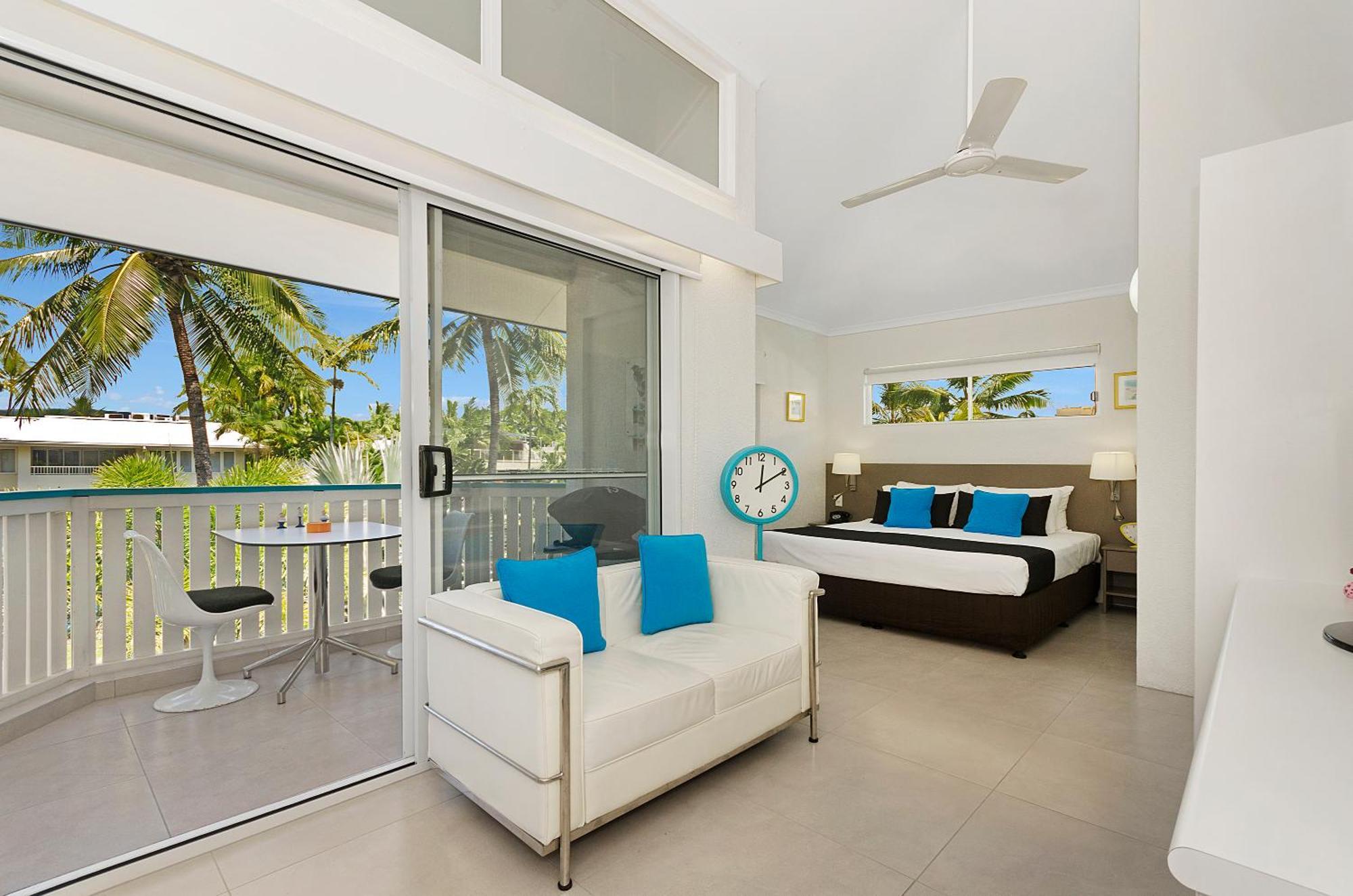 By The Sea Port Douglas Quarto foto